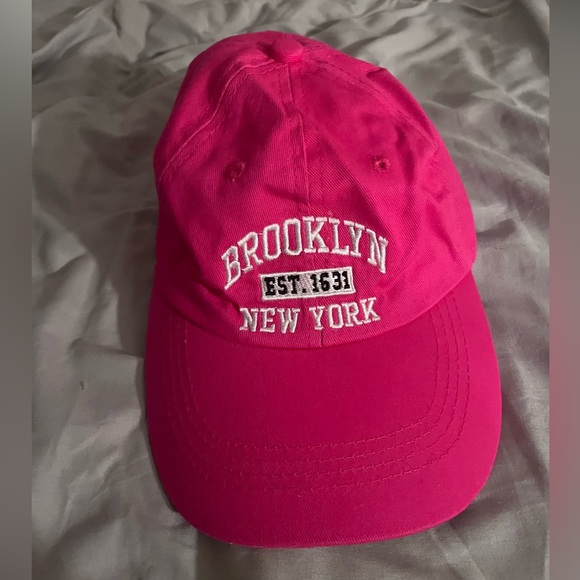 Brooklyn New York Pink Cap - Picture 2 of 4